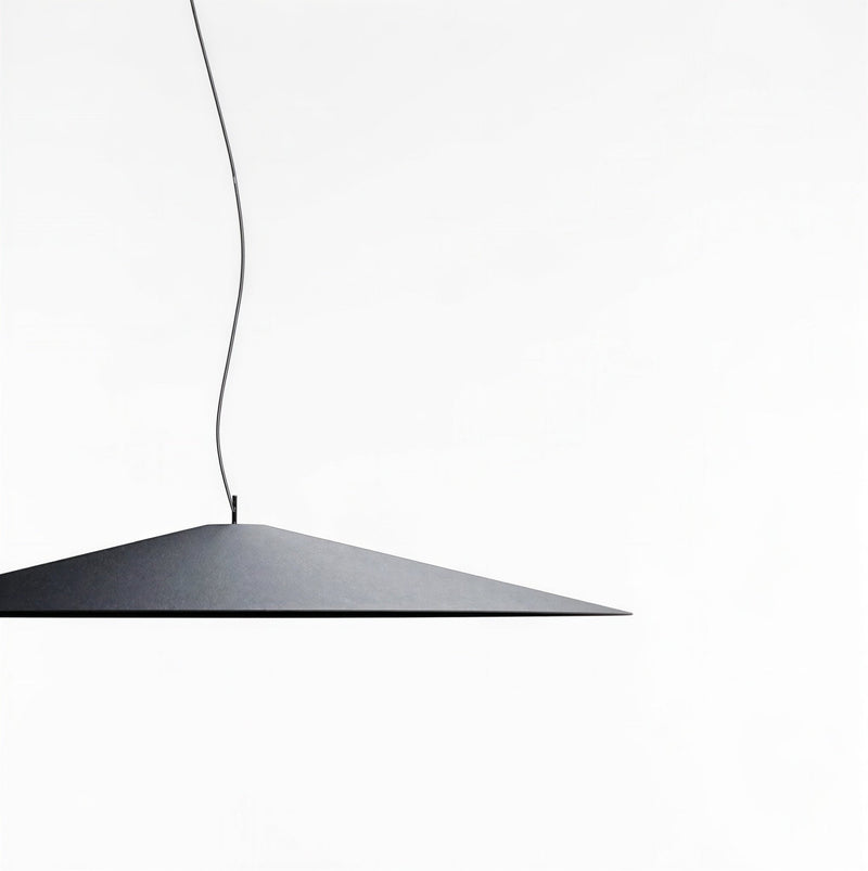 Luminaire Suspension Design Triangulaire Ultra-Fine Aluminium — 2 Tailles