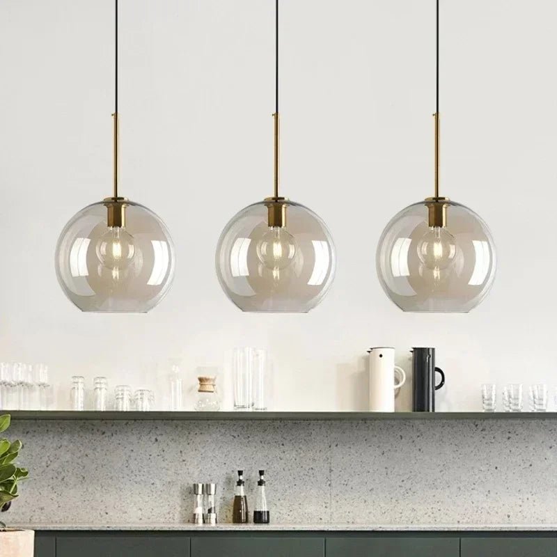 Suspension Luminaire Design Boule Verre Ambré Cognac & Laiton Doré