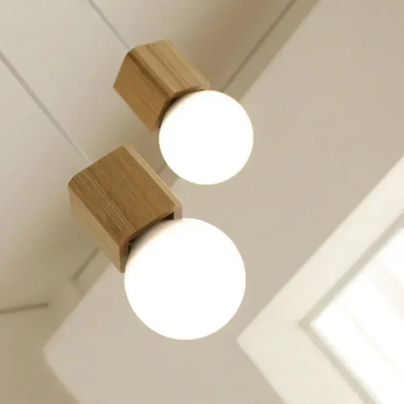 Suspension Luminaire Design Boule Verre Laiteux & Socle Bois Massif
