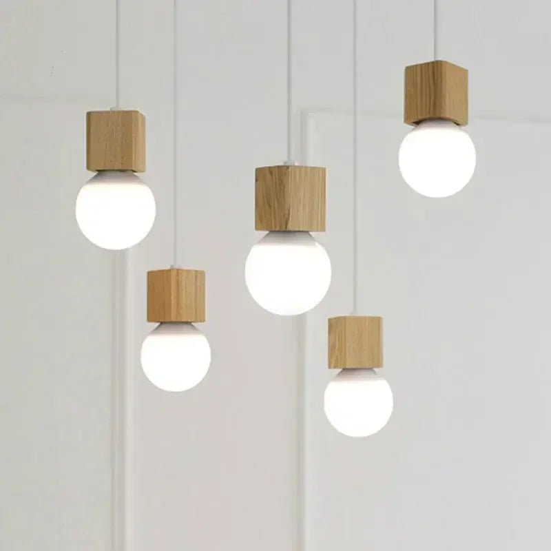Suspension Luminaire Design Boule Verre Laiteux & Socle Bois Massif