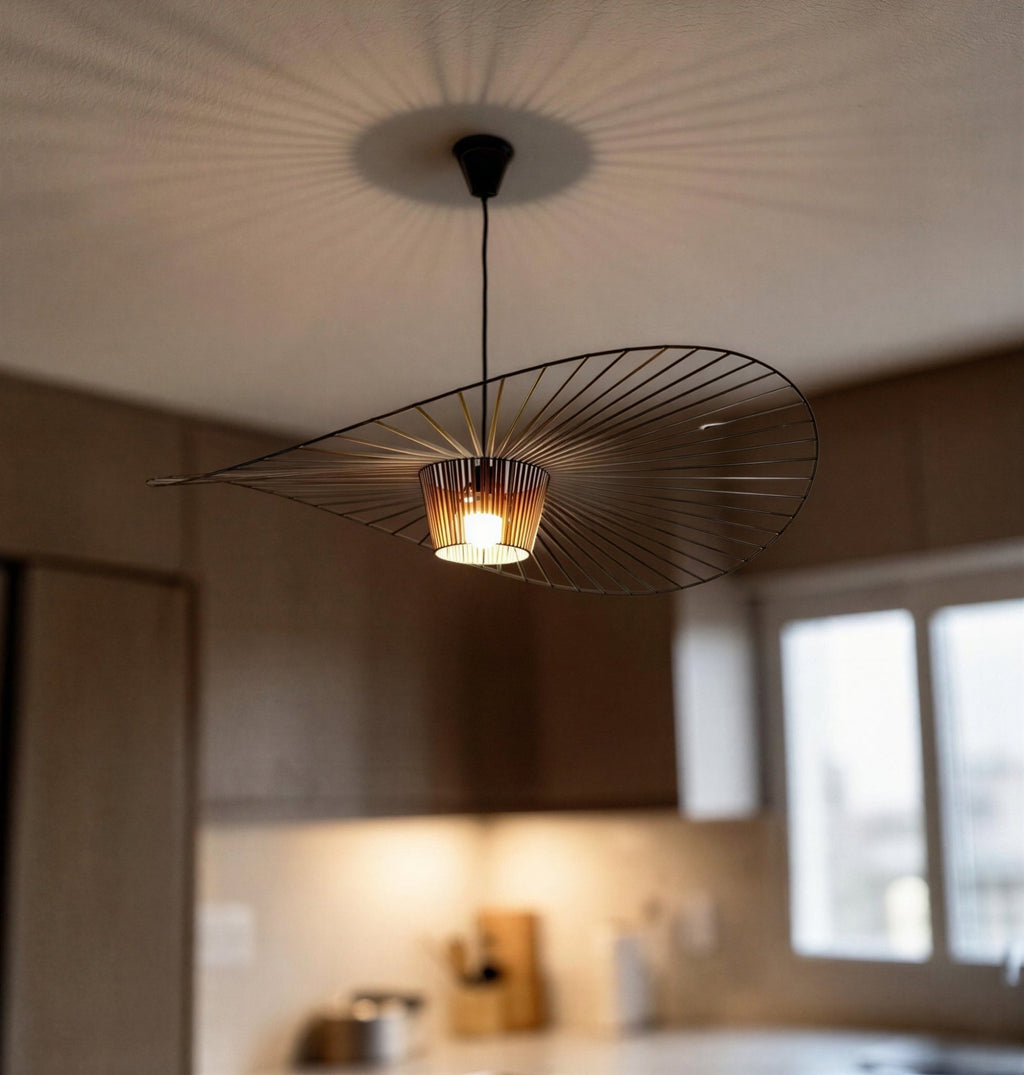 Suspension Luminaire Design Chapeau Paille Nordique