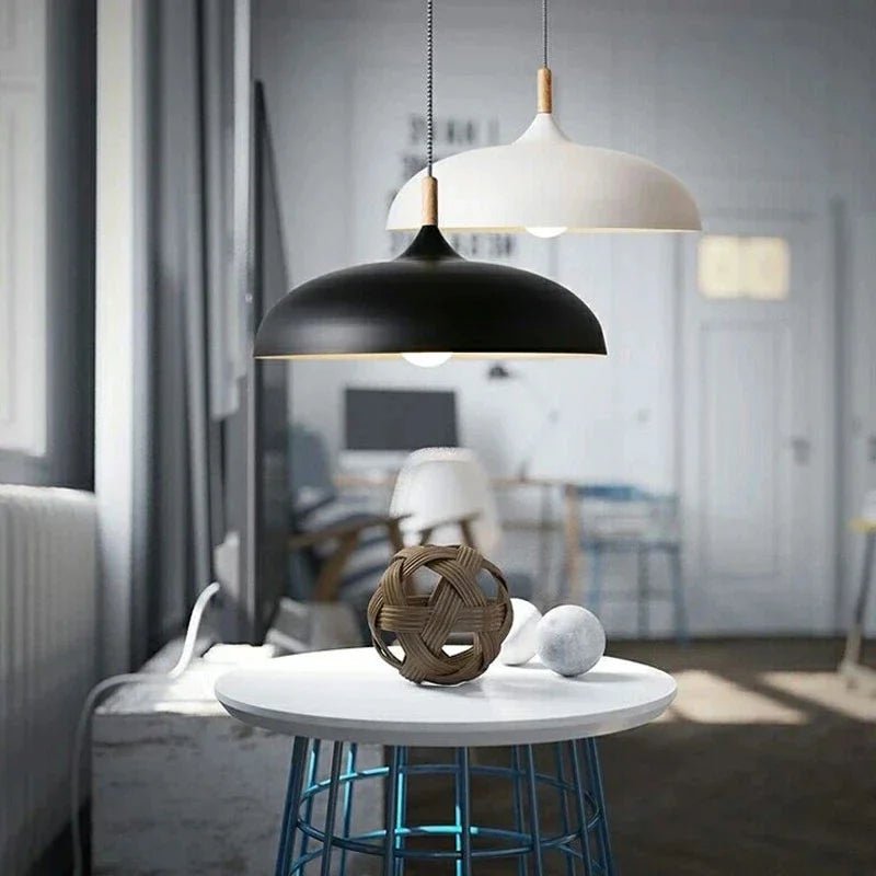 Luminaire Suspension Design Dôme Macaron Métal Laqué & Embout Bois