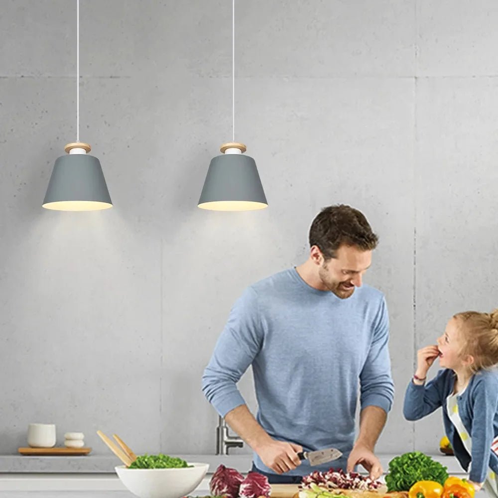 Suspension Luminaire Design Macaron Conique Pastel & Embout Bois
