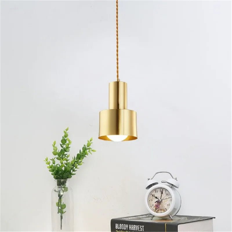 Suspension Luminaire Design Trompette Laiton Doré Nordique