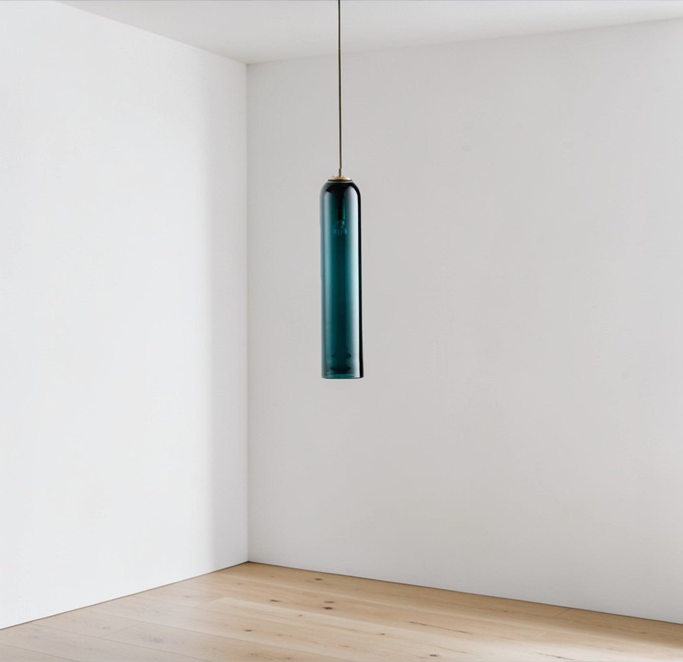Suspension Luminaire Design Tube Verre Laiteux & Structure Laiton Doré